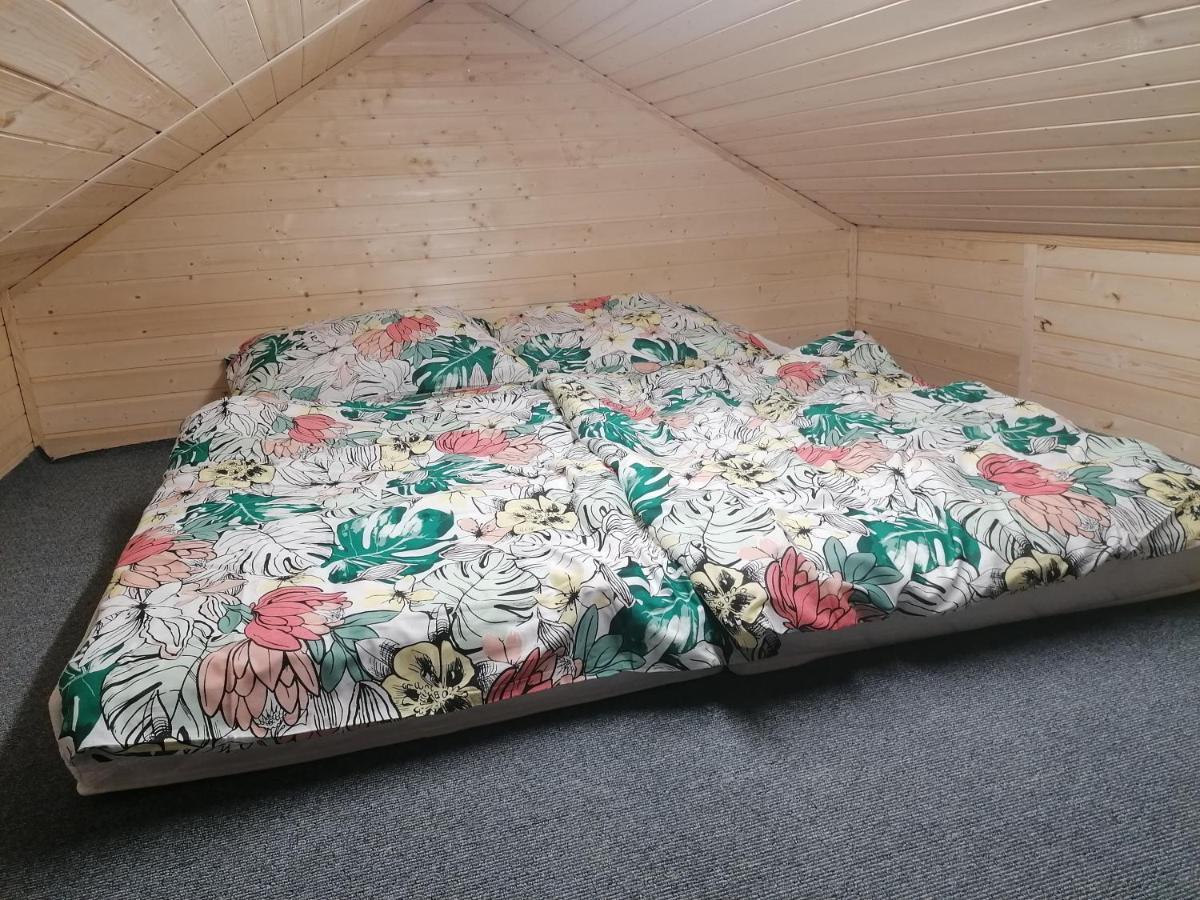 Chaloupka U Montyho Villa Vavrinec  Buitenkant foto